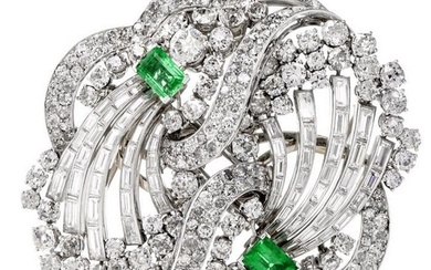 Vintage Boucheron Diamond Emerald Platinum Double Clip Lapel Brooch