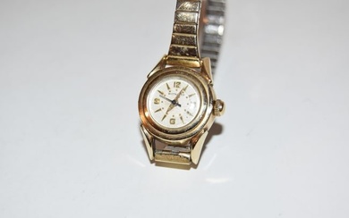 Vintage Wittnauer Watch 10K Gold Filled, 17 Jewel- Working In Good Condition