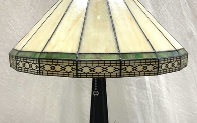 Vtg Stained Glass & Metal Lamp