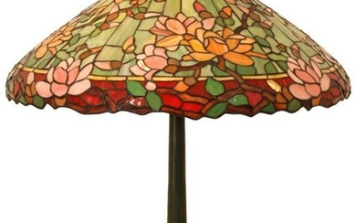 Wilkinson "Magnolia" Leaded Glass Table Lamp