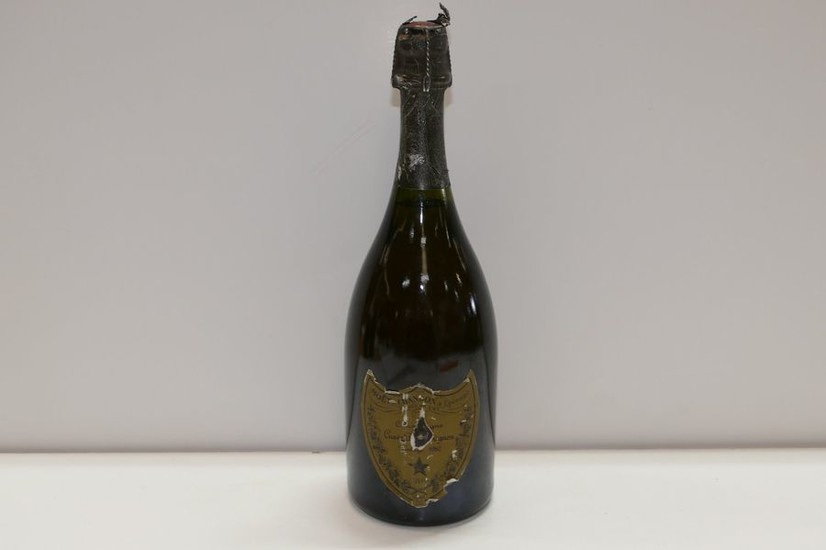 1 Btle Champagne Dom Pérignon 1982 level 1...