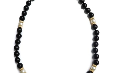 14k Yellow Gold Onyx and Cultured Pearl Single Strand Necklace