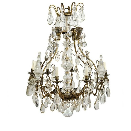 18 lights bronze and crystal chandelier 19th century