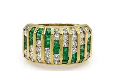 18K Yellow Gold Emerald & Diamond Right Hand Ring