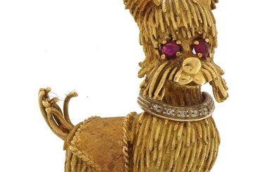 18ct gold dog brooch with diamond set collar and ruby eyes, ...