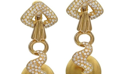 18kt yellow gold and diamond pendant earrings