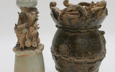 2 Chinese Pottery Vases