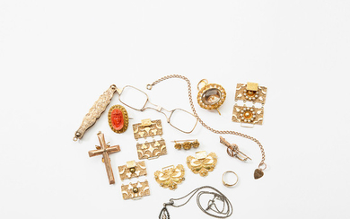 A collection of antique 14 carat and 18 carat gold jewellery and a silver pendant and necklet