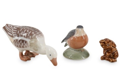 (3 Pc) Miniature Animal Porcelain Figurines Grouping.