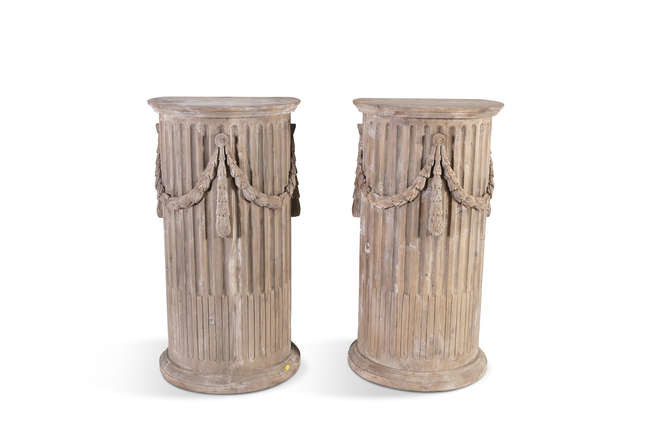 A PAIR OF GEORGIAN STYLE PINE FLUTED COLUMN...
