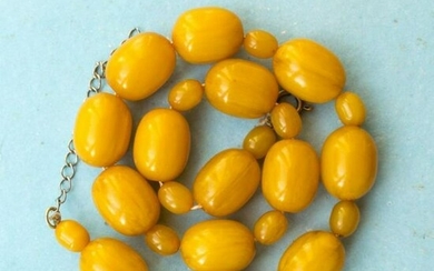 52g necklace yellow amber Bakelite graduated art deco