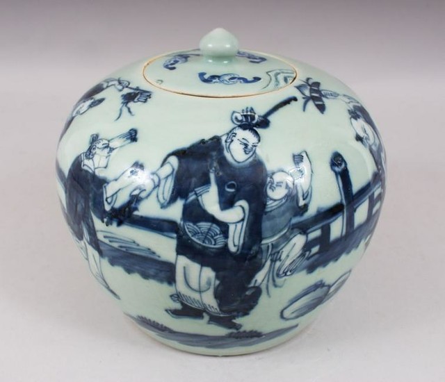 A 19TH CENTURY CHINESE CELADON BLUE & WHITE PORCELAIN