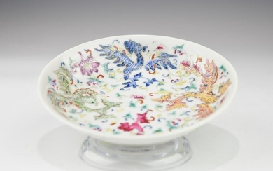 A 19TH CENTURY CHINESE FAMILLE ROSE PHOENIX DISH