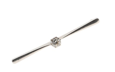 A DIAMOND BAR BROOCH. mounted with an old-cut diamond weighi...
