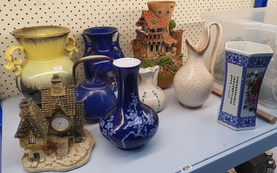 A GROUP OF DECORATIVE WARES