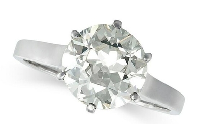 A SOLITAIRE DIAMOND RING in 18ct white gold, set with an old European cut diamond of 2.68 carats