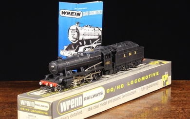 A Wrenn P4 LMS WARTIME BLACK 8233 Class 8F 2-8-0 Freight W2225A, in it's original box with manual an