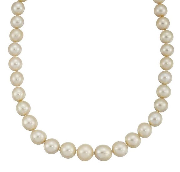 A cultured pearl necklace, the single row,...