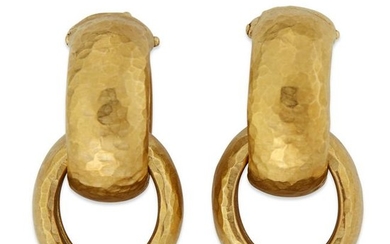 A pair of eighteen karat gold drop earrings, Paloma