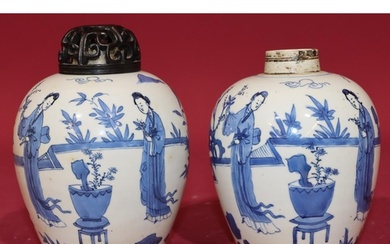 A pair of near matching 18th/19th Century Chinese round bulb...