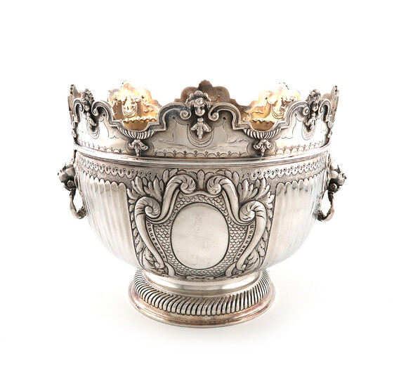 An Edwardian silver Monteith bowl