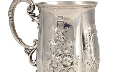 An English Victorian sterling silver Mug - London 1857, John...
