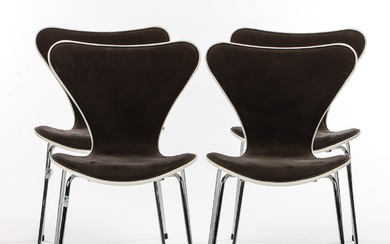 Arne Jacobsen. Four 'Syveren' chairs, front upholstered (4)