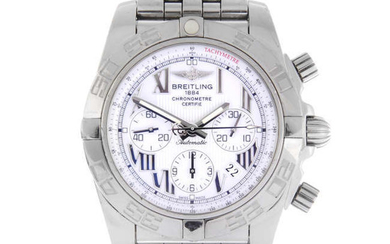 BREITLING - a gentleman's stainless steel Chronomat 44 chronograph bracelet watch.