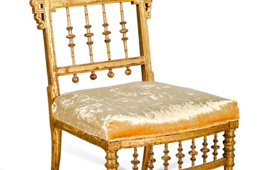 Chaise à musique en bois doré à décor en... - Lot 222 - Marambat - de Malafosse
