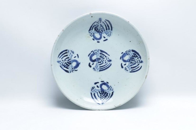 Chinese Blue & White Plate adorned with Five Phoenixes Dia29.5cm, mark to base, small chips to rim
