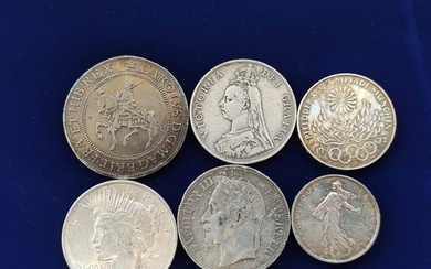 Collection of British and World silver coins to include a 19...