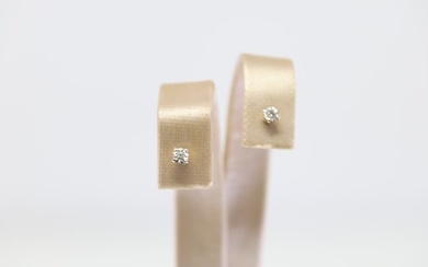 Diamond Stud Earring 10Kt.