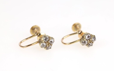 Diamond stud earrings of 14 kt. gold, approx. year 1900 (2)