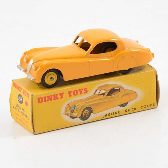 Dinky Toys die-cast model no.157 Jaguar XK120 Coupe