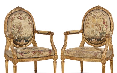 A FRENCH SOFA AND FOUR ARMCHAIRS, SECOND HALF 18TH CENTURY