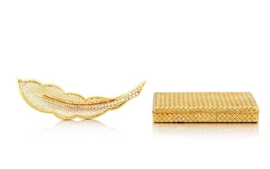Gold and Diamond Brooch; and Gold Compact Case | 梵克雅寶 | K金 配 鑽石 胸針; 及 K金化妝盒, Van Cleef & Arpels