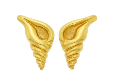 Ilias Lalaounis Pair of Gold Shell Earclips