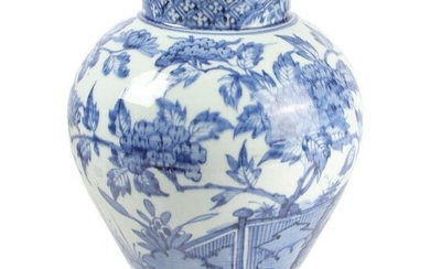 LARGE Japanese Ko Imari blue and white 12 inch jar /