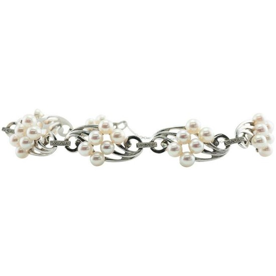 Mikimoto Cultured Pearl Bracelet with chain guard Box