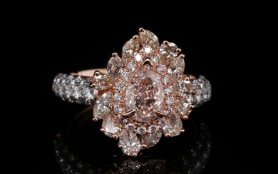 Modani 3.27ctw Pink & White Diamond 18K Ring W/GIA