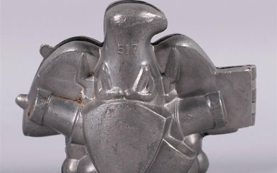PATRIOTIC PEWTER BALD EAGLE MOLD, PROBABLY LATE 19TH/EARLY 20TH CENTURY, FOR THE GOVERNOR'S DINNER