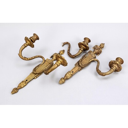 Pair of wall appliques, late 19th century, bronze. Wall part...