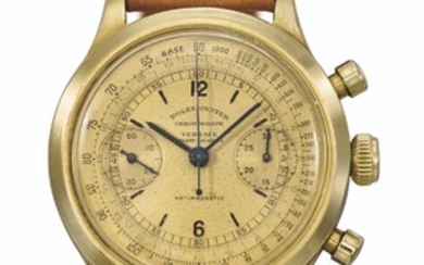 ROLEX. A VERY RARE AND EARLY 18K GOLD CHRONOGRAPH WRISTWATCH WITH MULTISCALE DIAL RETAILED BY VERSACE