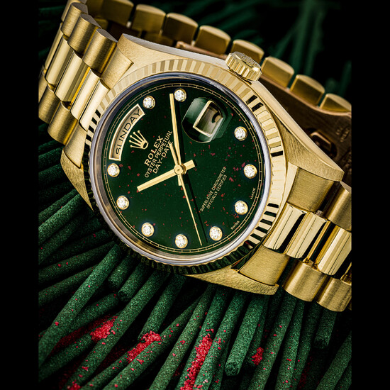 ROLEX. AN 18K GOLD AND DIAMOND-SET AUTOMATIC WRISTWATCH WITH SWEEP CENTRE SECONDS, DAY, DATE, BRACELET AND BLOODSTONE DIAL DAY-DATE MODEL, REF. 18238, CIRCA 1996