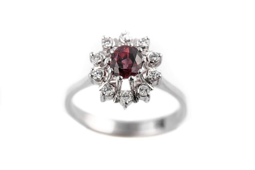 Ring in 18 k white gold with a ruby weighing...
