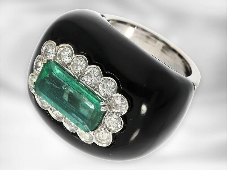 Ring: unusual Italian designer ring with emerald, diamonds...