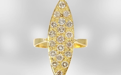 Ring: yellow gold antique marquis ring with diamonds,...