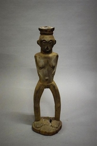 Statue Tiv Nigeria Bois H. 78 cm Provenance : Jean…