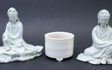 Two Blanc de Chine Guanyin, Dehua Porcelain Censor