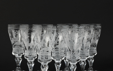 VICKE LINDSTRAND. A set of 9 wine glasses, “Dalecarlia”, Kosta.